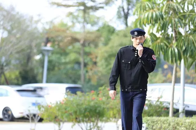 安保人員必須要使用對講機(jī)嗎？