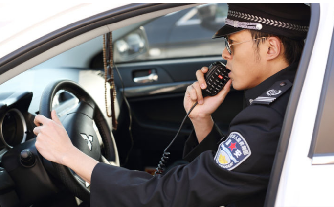 看完這篇文章，基本就可以自己動(dòng)手安裝車臺(tái)了