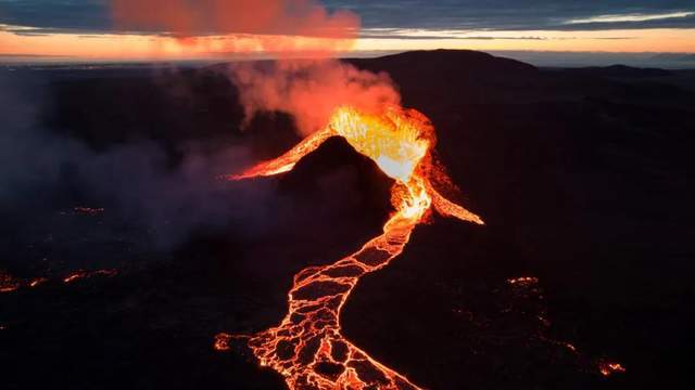 反思：湯加海底火山噴發(fā)，通信被毀全境失聯(lián)
